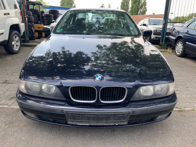 BMW 520i Lim Klimaaut Schd Pdc