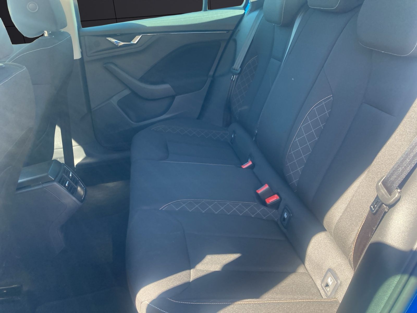 Fahrzeugabbildung SKODA Kamiq TSI Drive-125 DSG LED Climatronic GRA PDC