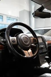 Jeep Grand Cherokee - 8