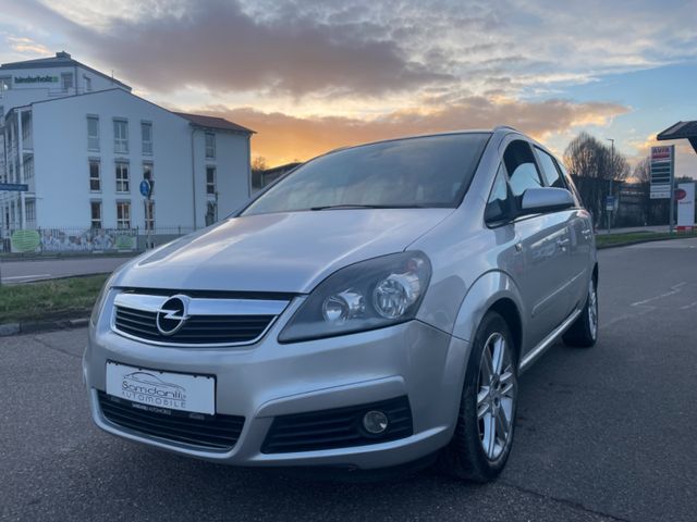 Opel Zafira B Edition/NAVI/TEMPOMAT/XENON/7-SITZER