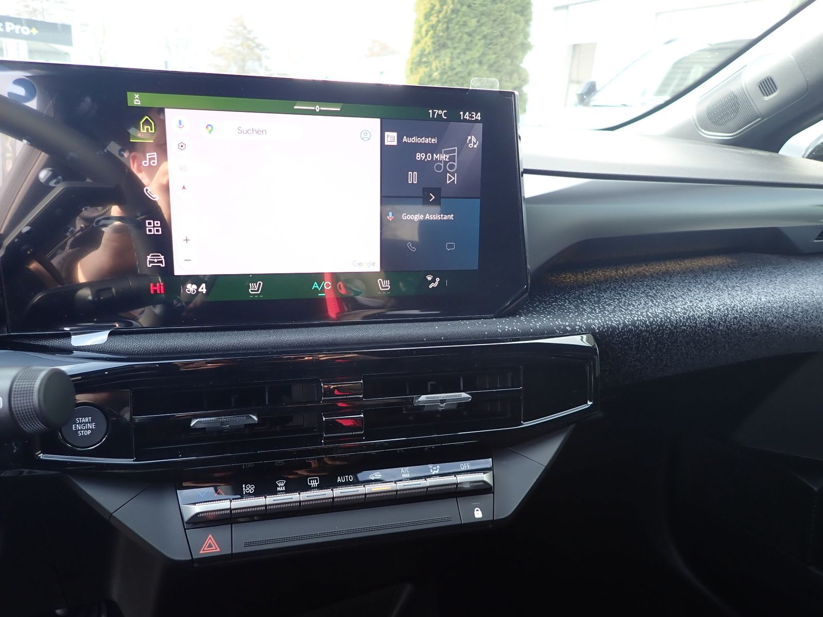 Fahrzeugabbildung Renault Clio Techno TCe 115 EDC