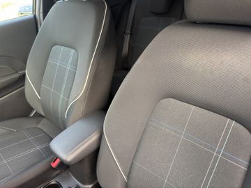 Ford Fiesta Cool & Connect, Bild 29