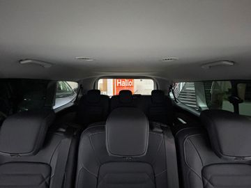 Ford Tourneo Custom L2 Tourneo Titanium 9-Sitzer