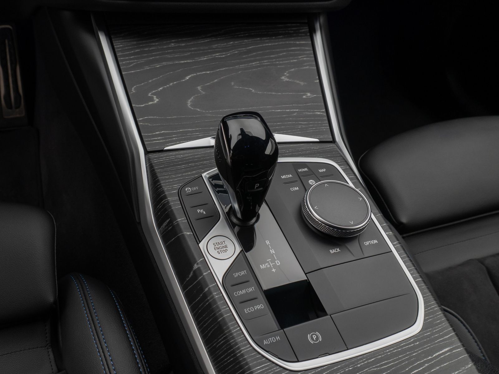 Fahrzeugabbildung BMW 320d  M Sport Laser Kamera DAB H/K Komfort Alarm