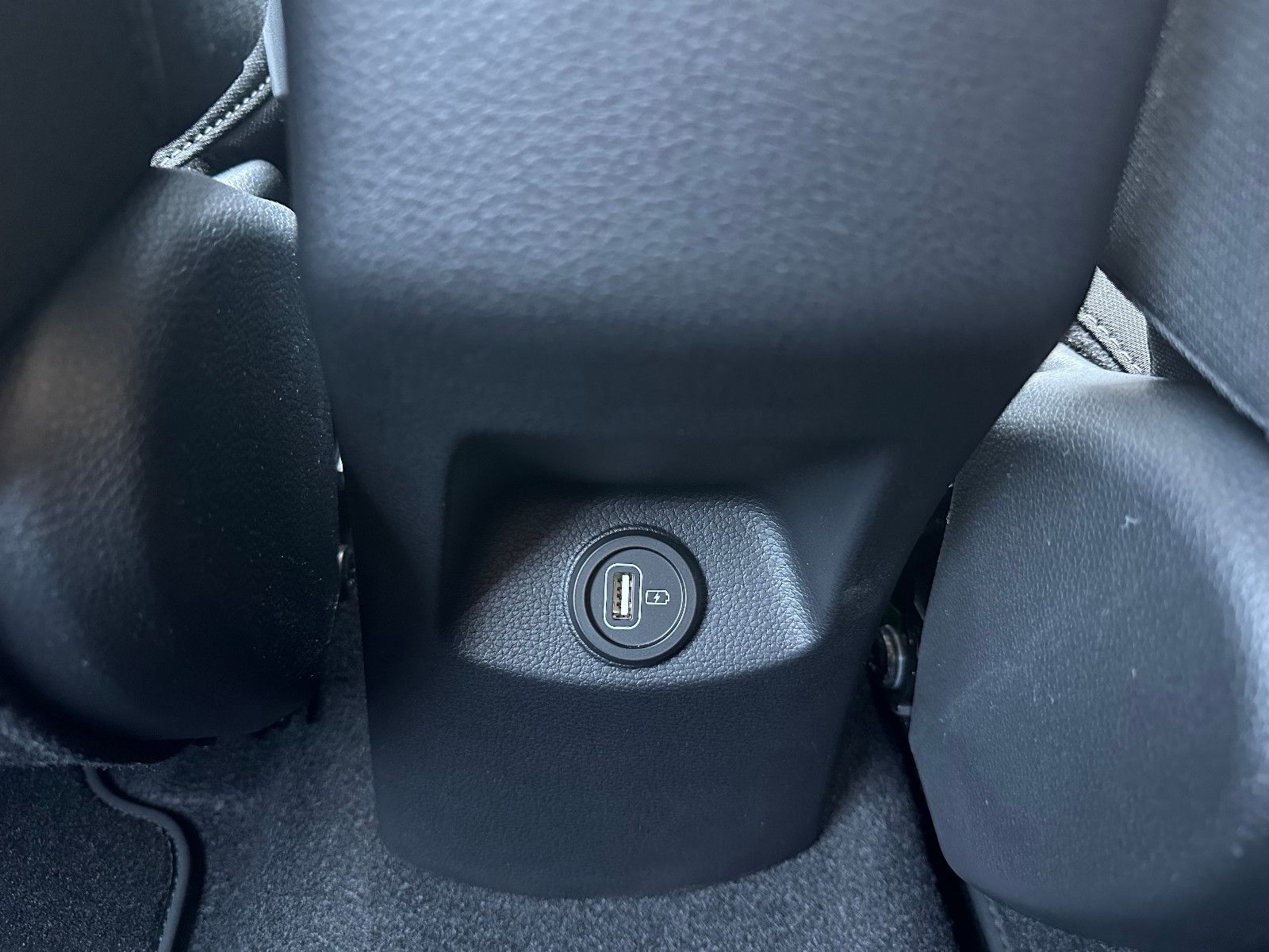 Fahrzeugabbildung Kia Stonic 1.0T MT 100 VISION  NAVI SITZHZG.