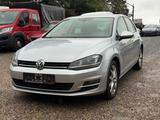 Volkswagen Golf VII Lim.4 Motion*AHK*Kamera*TÜV NEU - Volkswagen Golf mit Diesel-Antrieb: Sportwagen