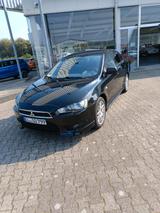 Mitsubishi Lancer Limousine Diamond Edition - gebrauchte Mitsubishi Lancer aus dem Jahr 2013