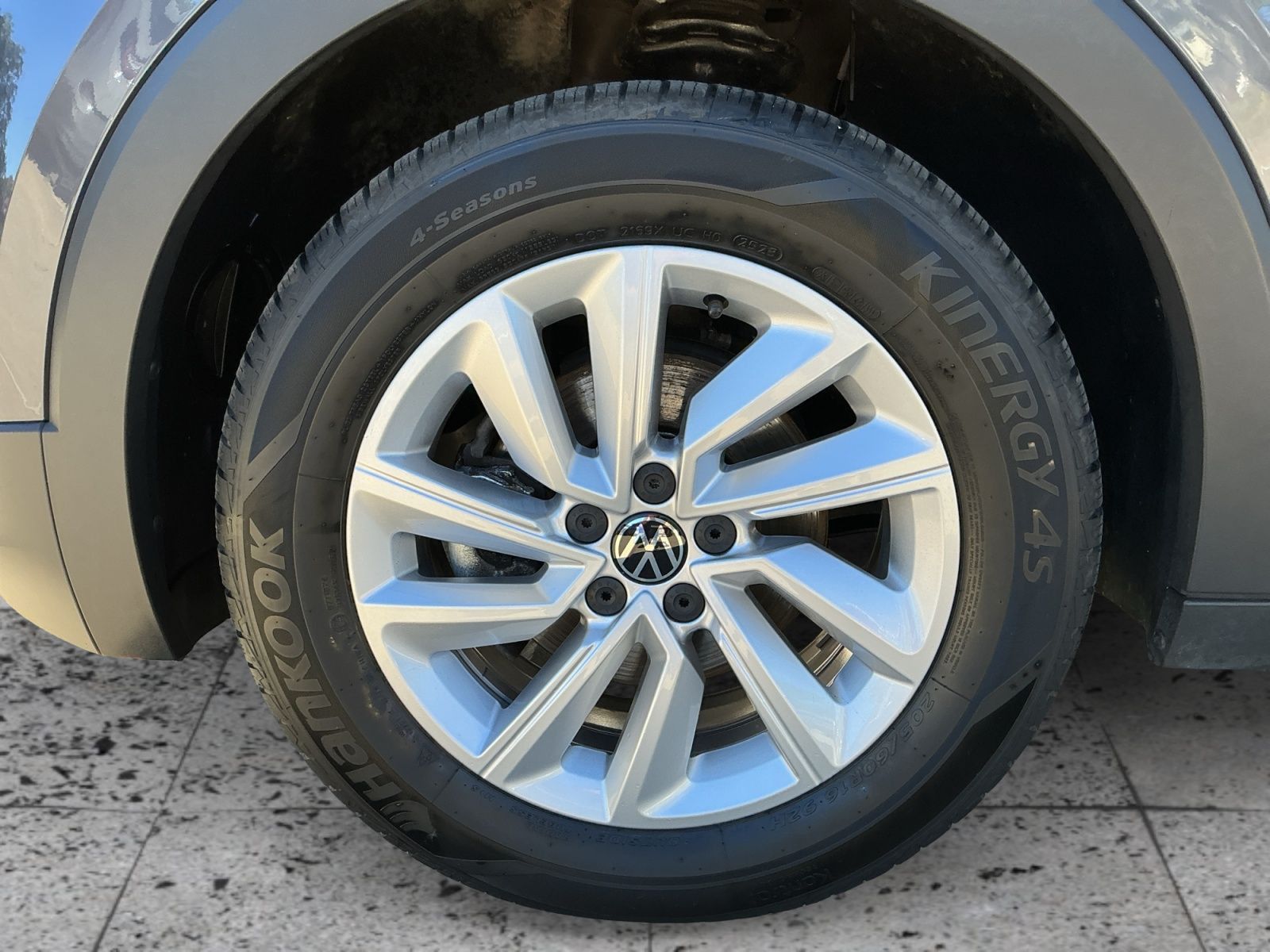 Volkswagen T-Cross - Bild 8