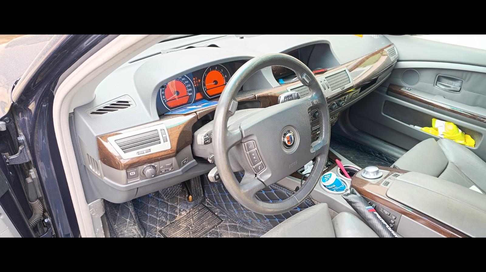 BMW 735i Li
