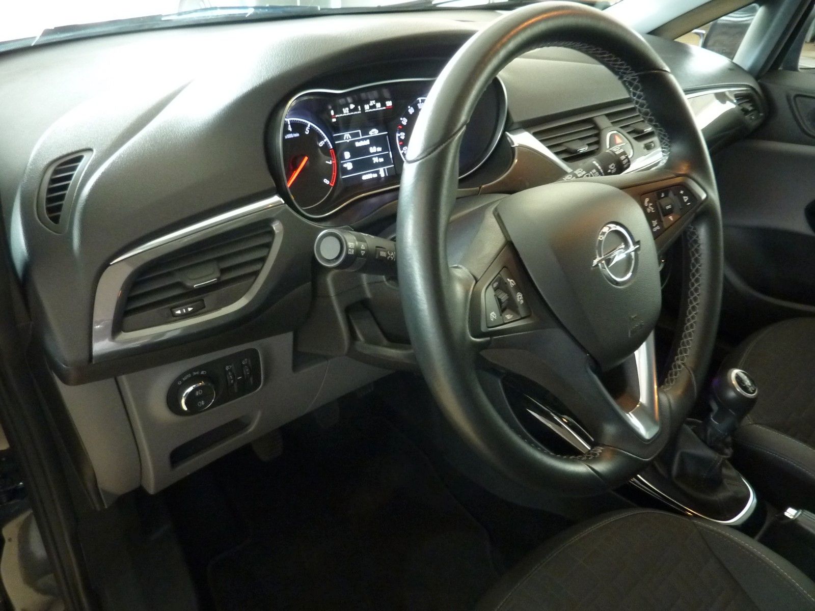 Fahrzeug 14 Fahrzeugabbildung Opel Corsa 1.4 Turbo ecoFLEX INNOVATION 74kW S/S