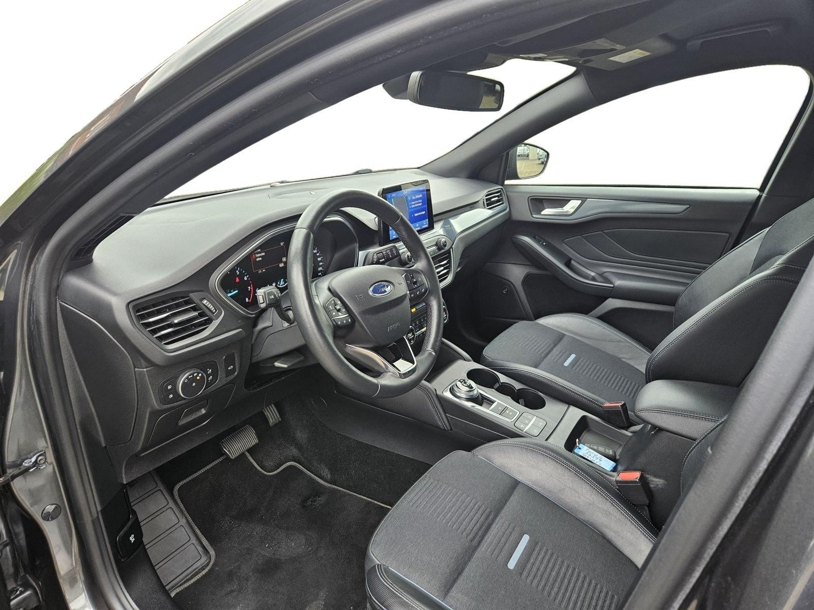 Ford Focus 1.5 EcoBoost Active+SHZ+LHZ+Elek.Heckklapp