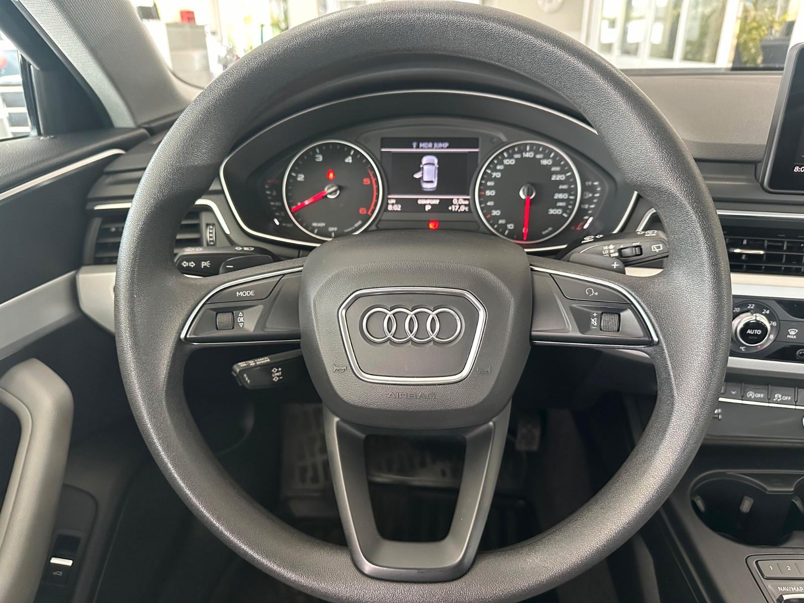 Audi A4 Avant*AHK*SHZ*NAVI*KLIMA*RDS*Standheizung*
