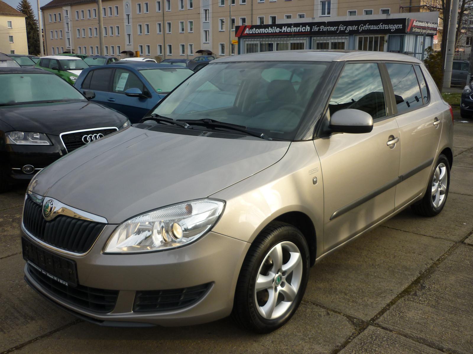 Skoda Fabia 1.2l  Family 1.Hand...! nur 69tkm...!
