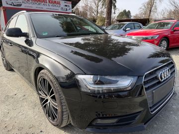 Audi A4 - 1