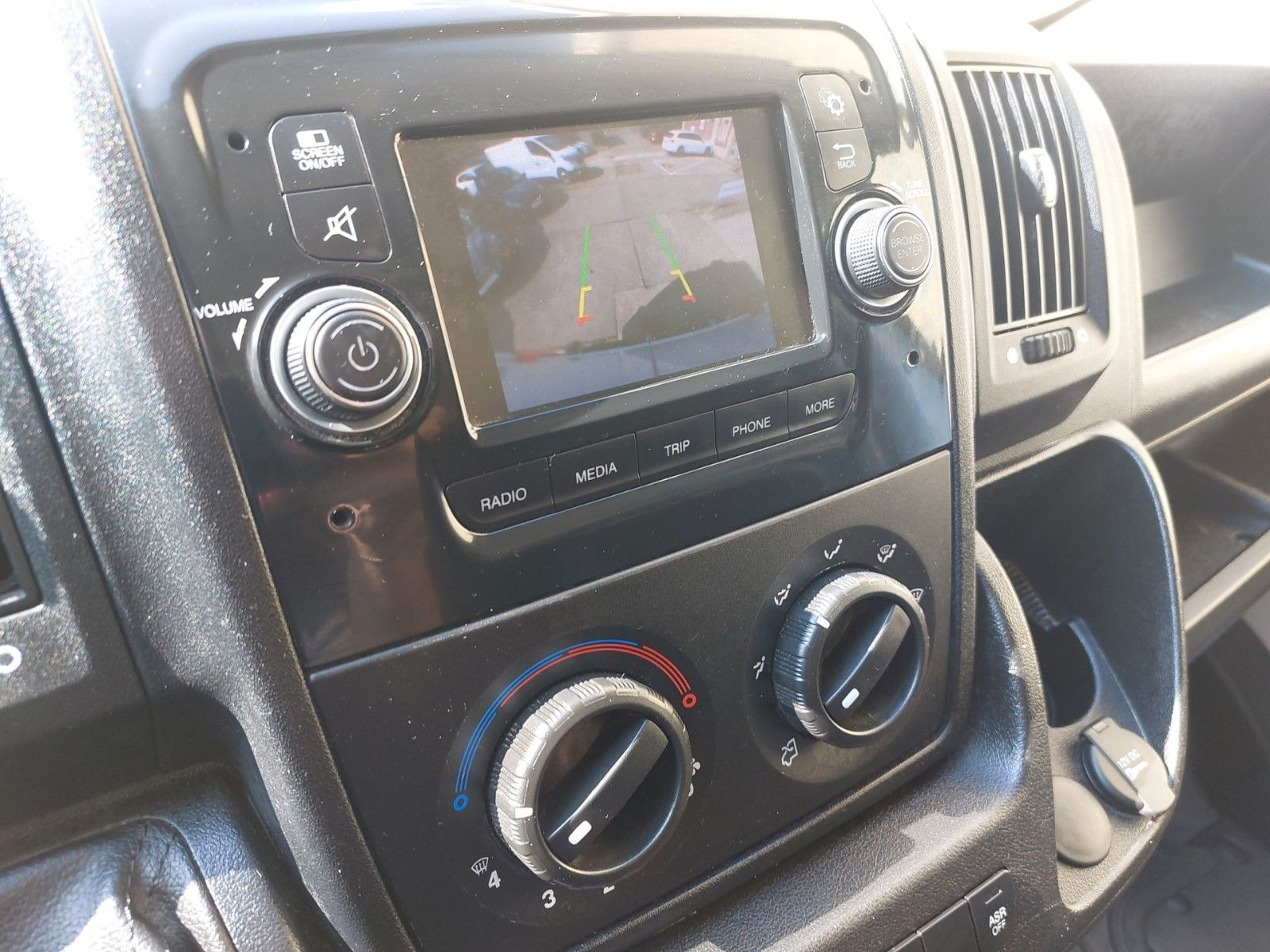 Peugeot BOXER KASTEN330 L1H1 START&STOP KAMERA BLUETOOTH – Bild 15