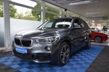 BMW X1 xDrive25i M-Sportpaket*AUTOMATIK*HUD*PANORAMA - mit Benzin-Antrieb: Geländewagen, Sportpaket