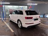 Audi Q7 3.0 TDI Pano/AHK/Matrix/S-Line/SH/Top-Zustand - Audi Q7: Weiß