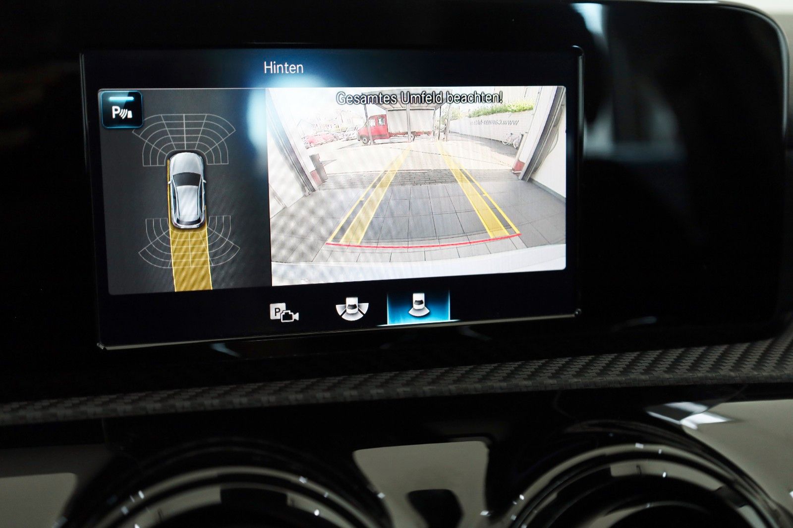 Fahrzeugabbildung Mercedes-Benz A 200d 4M Navi,Kamera,SH,PDC,Park Paket