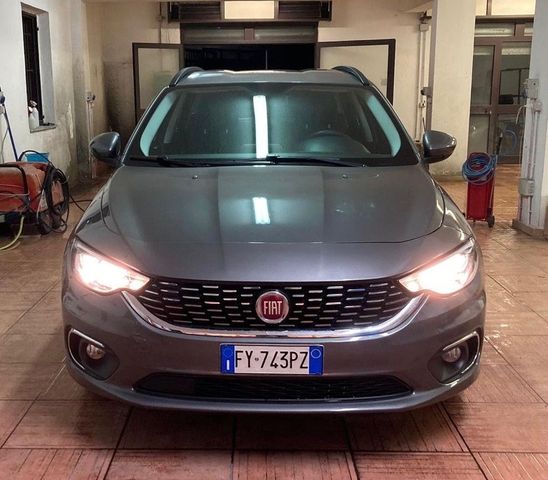 Fiat Tipo 1.6 Mjt S&S SW Lounge