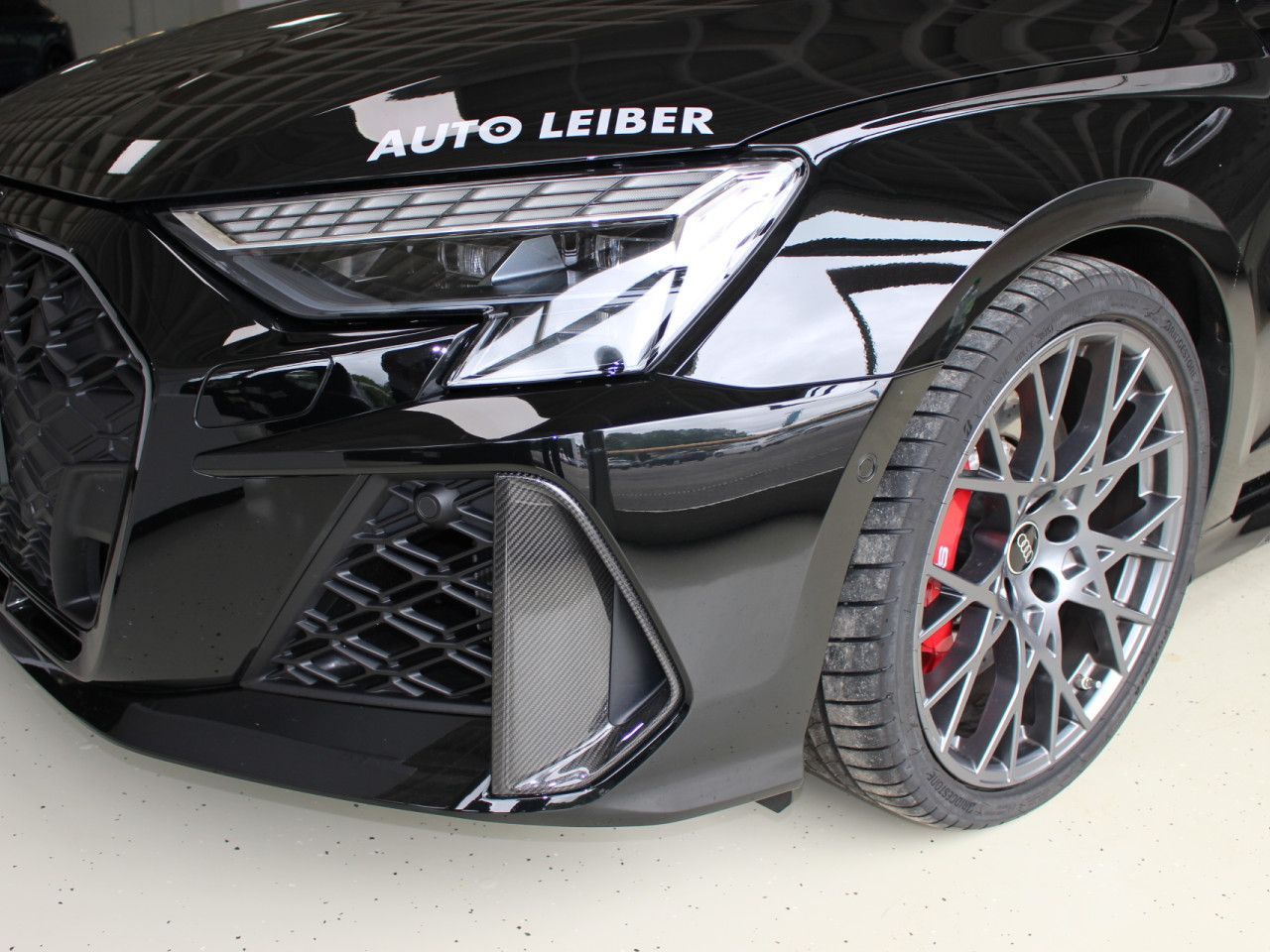 Fahrzeugabbildung Audi RS3 TFSI Sportback quattro