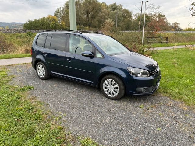 Volkswagen VW Touran 1,4 TSI TÜV 10/26 Klima Neue Ket...