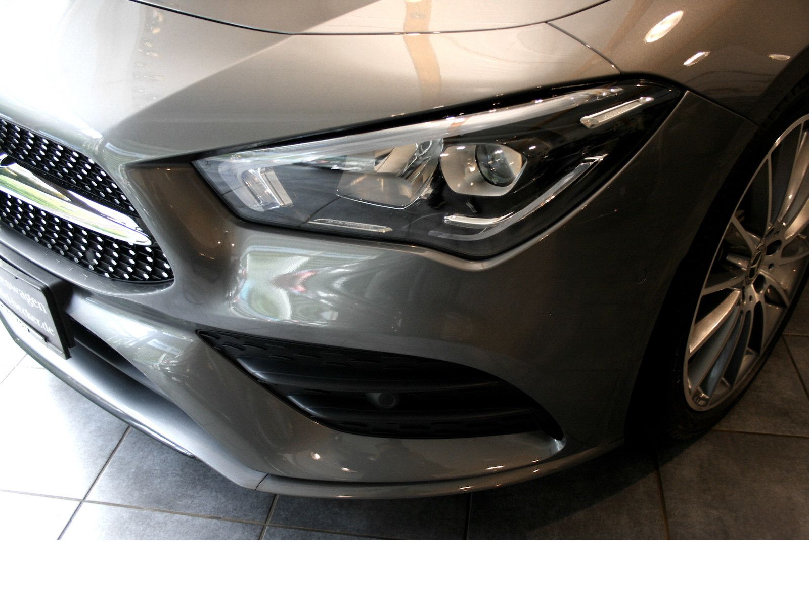 Fahrzeugabbildung Mercedes-Benz CLA 200 Shooting Brake AMG *MBUX*19 Zoll*Night*A