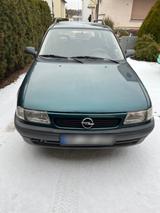 Opel Astra F Caravan - Opel Astra aus 1995: Kombi