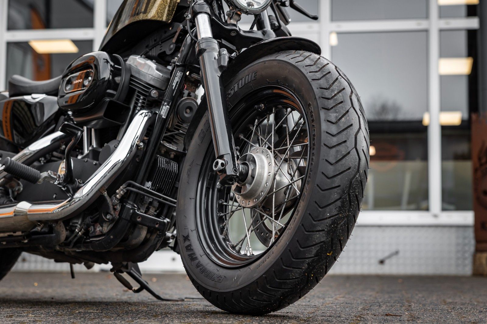 Fahrzeugabbildung Harley-Davidson XL1200X SPORTSTER FORTY-EIGHT - Miller Auspuff -