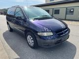 Chrysler Voyager LE 3.3 V6 Automatik TÜV=12/2025+6-Sitzer - Chrysler Voyager: 3.3