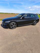 Mercedes-Benz 220 C-Klasse T-Modell - Mercedes-Benz 220 mit Diesel-Antrieb: Kombi, Automatik