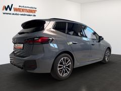 Fahrzeugabbildung BMW 218i Active Tourer M Sport--ACC/Travel/Pano/Head