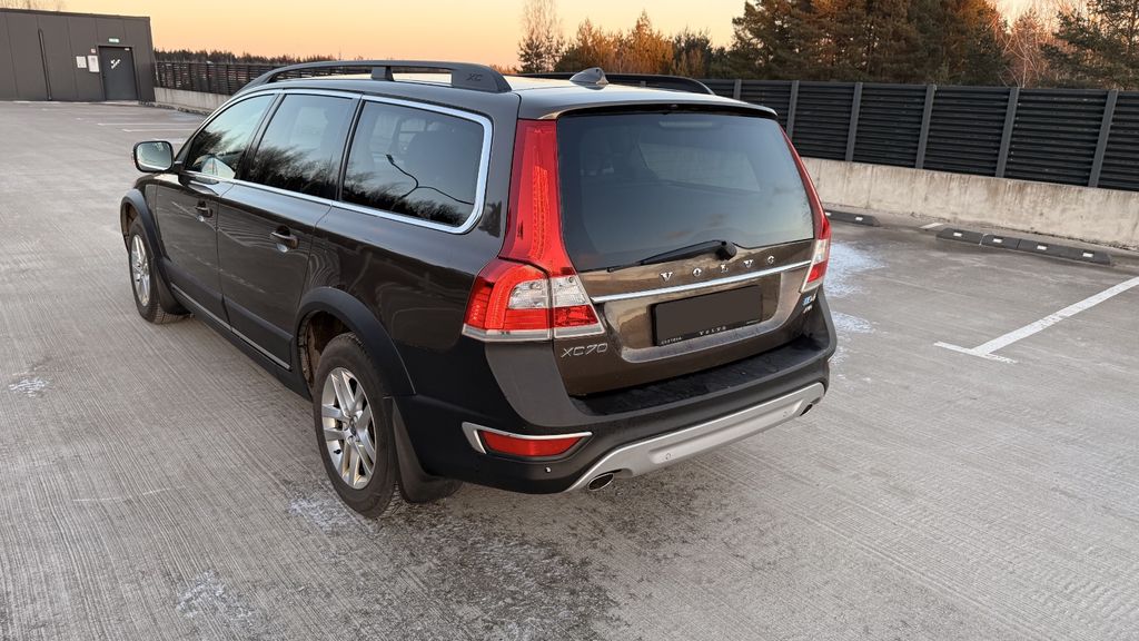 Volvo XC70