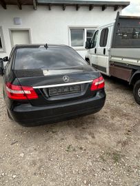 Mercedes E 220 - 4