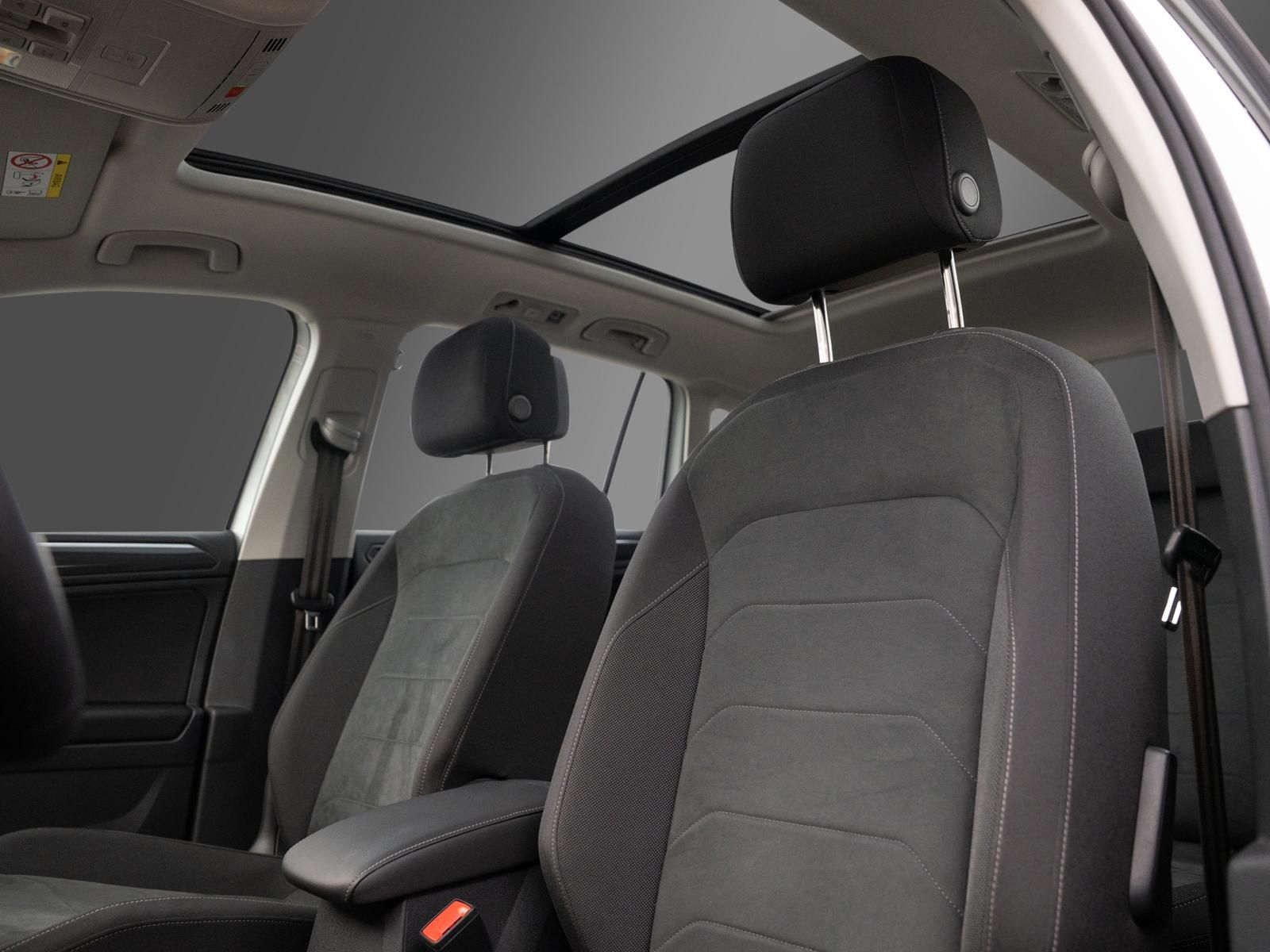 Volkswagen Tiguan Elegance 4Motion Business Premium PANO foto 12