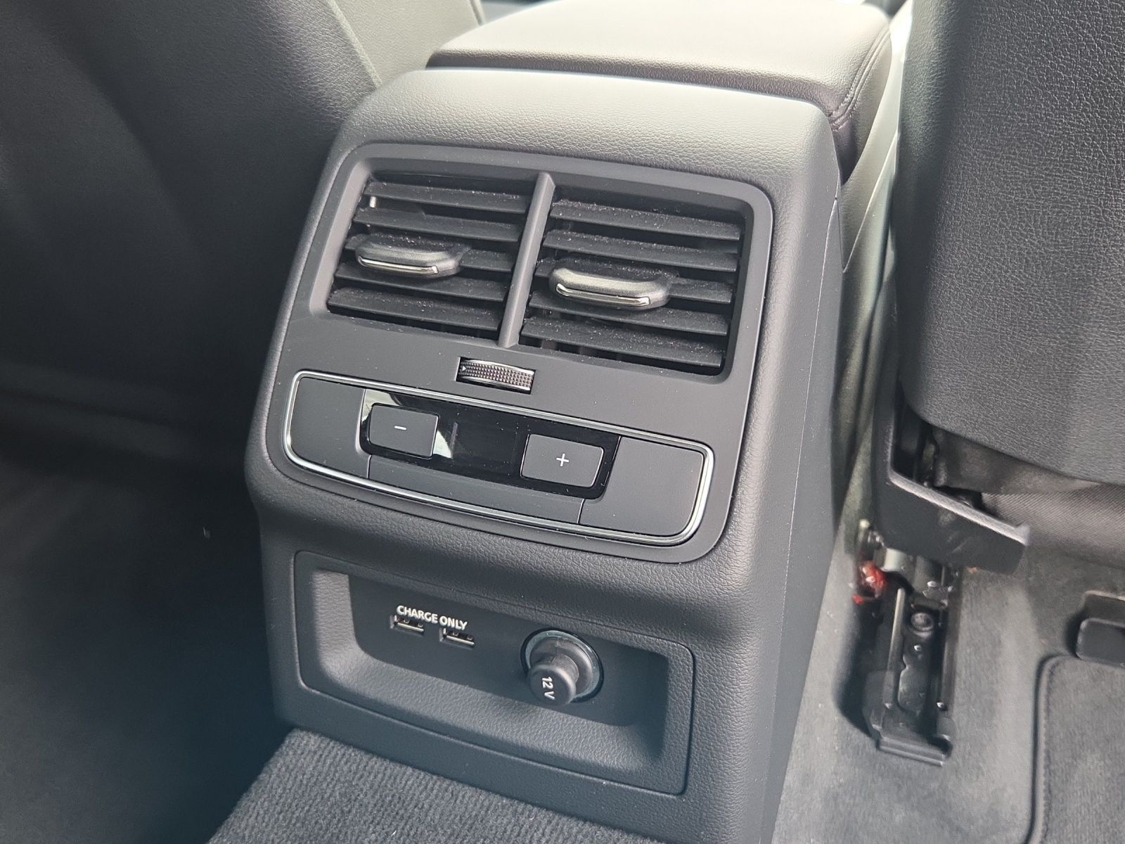 Audi A4 - Bild 17
