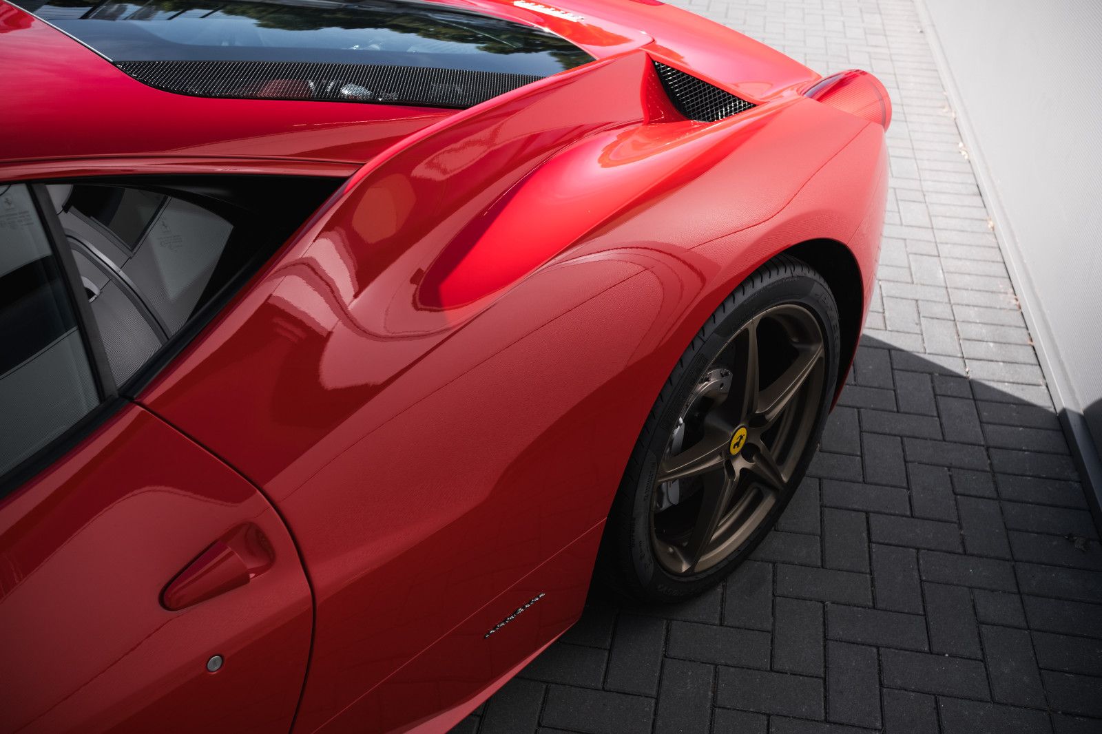 Fahrzeugabbildung Ferrari 458 Italia-Lift-System-Carbon Lenkrad-Kamera