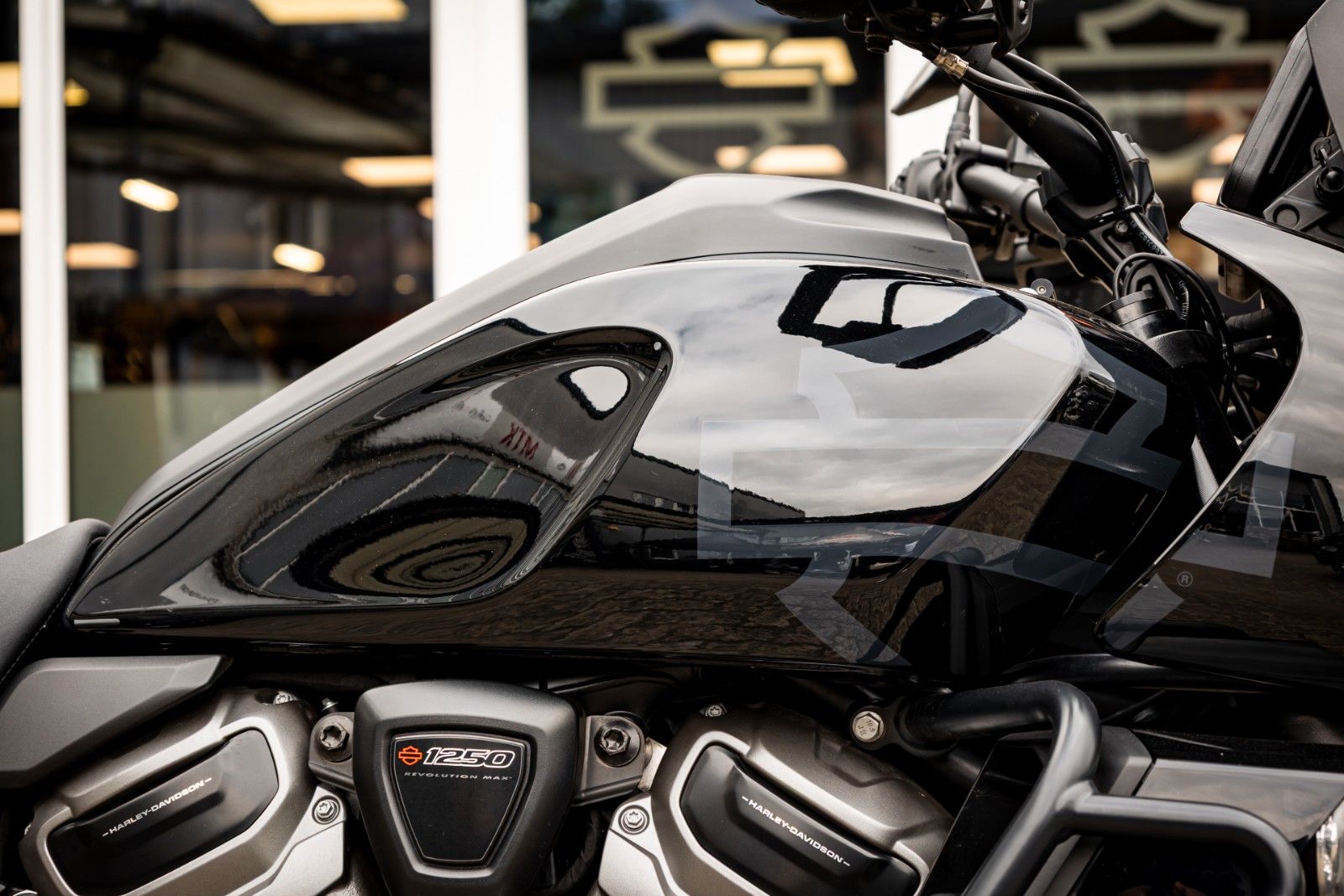 Fahrzeugabbildung Harley-Davidson RA1250S Pan America Special - ARH - Speichen