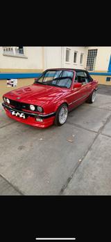 BMW e30 320i Cabrio H-Kennzeichen - BMW 320 aus 1988: 320i