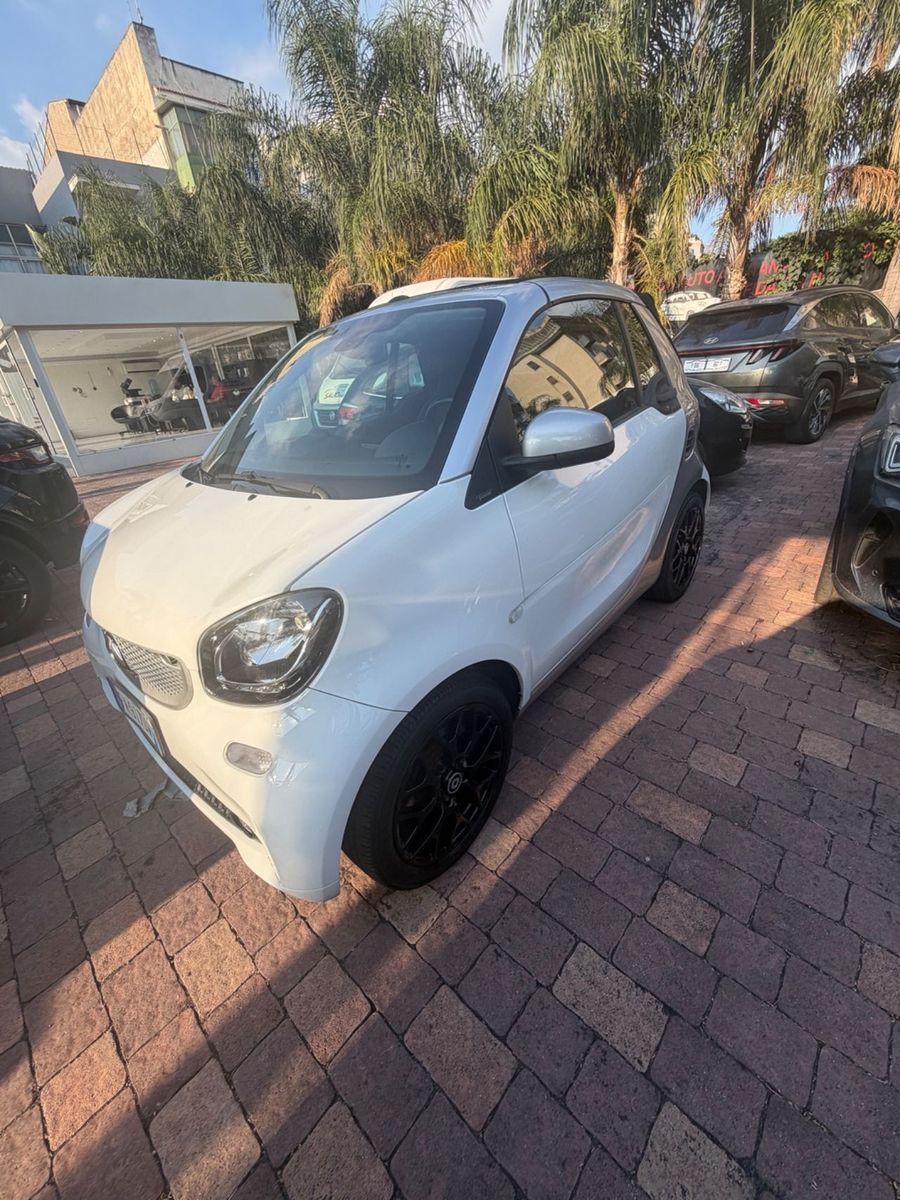 Smart ForTwo 70 1.0 twinamic cabrio Passion prez imagem 2