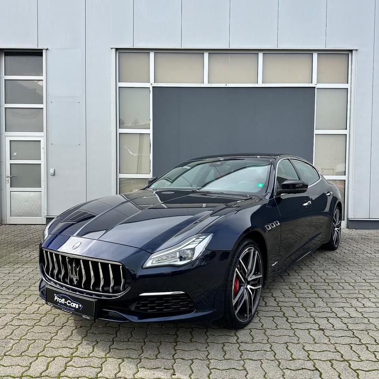 Maserati Quattroporte