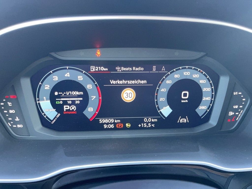 Audi Q3 Sportback 40 TFSI quattro S line LED Navi Kam foto 13