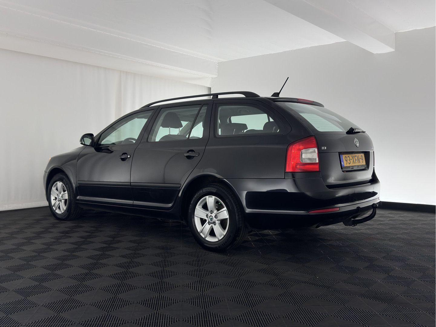 Skoda Octavia 2012 — engine 1.598 cm³, 105 HP (77kW)