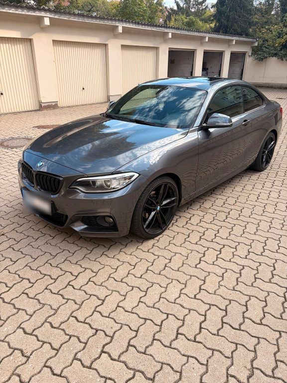 Image of BMW 218