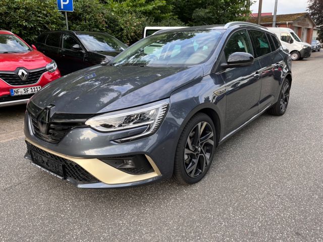 Renault Megane IV Grandtour E-Tech Engineered