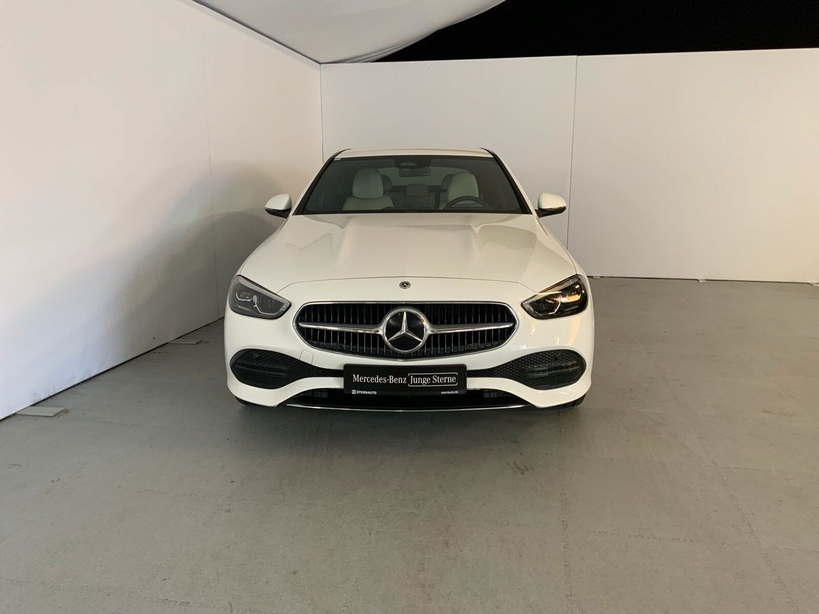 Mercedes-Benz C 300 e AVANTGARDE RüKam Totwinkel Apple CarPlay imagem 2