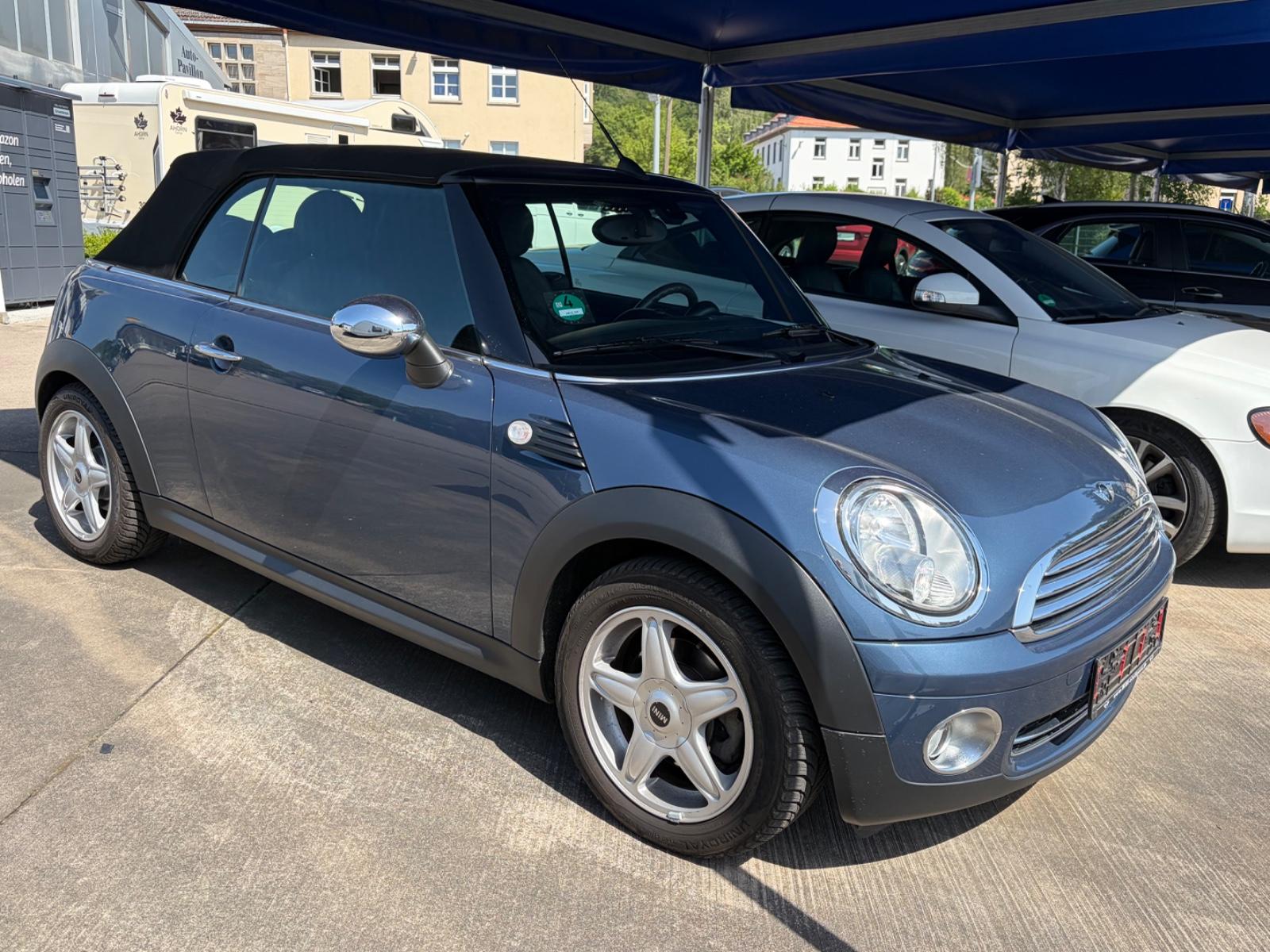 MINI Cooper Cabrio AUT/LEDER/NAVI/PDC/SHZ/1.Hd!