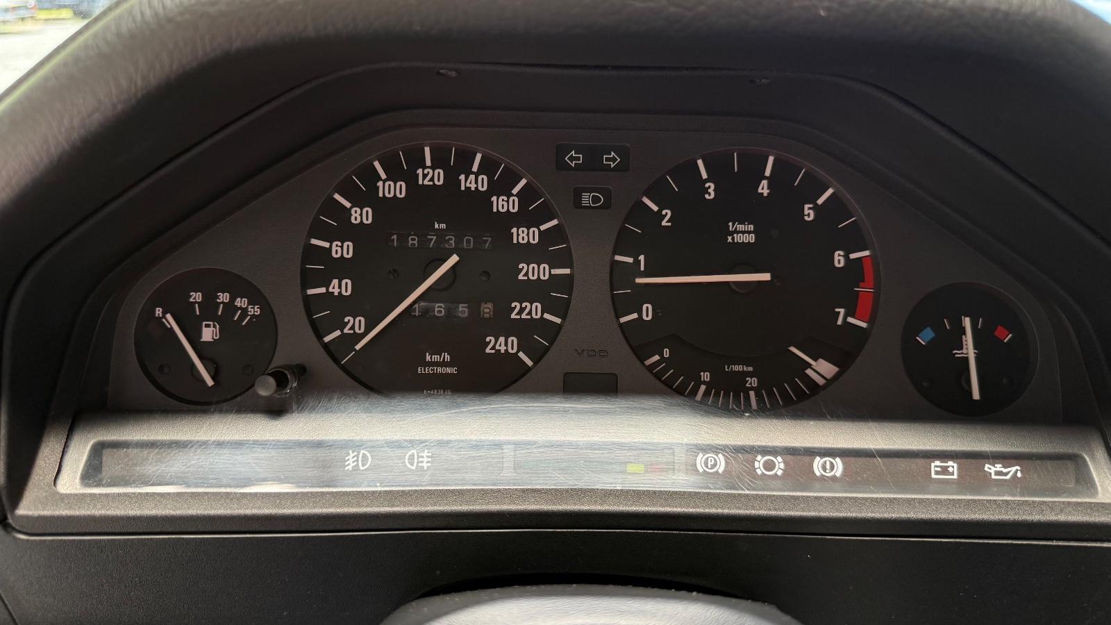 BMW Série 3 316i E30 Baur TC2 102ch - Suspension M-Sport - Recaro - CT récent