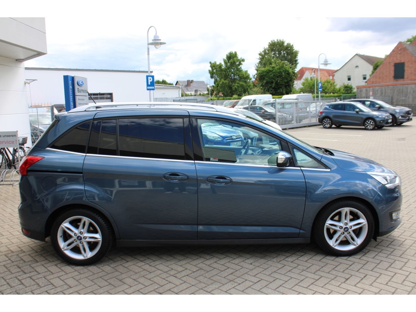 Fahrzeugabbildung Ford Grand C-Max Titanium 7-Sitze Xenon Navi RFK TWA