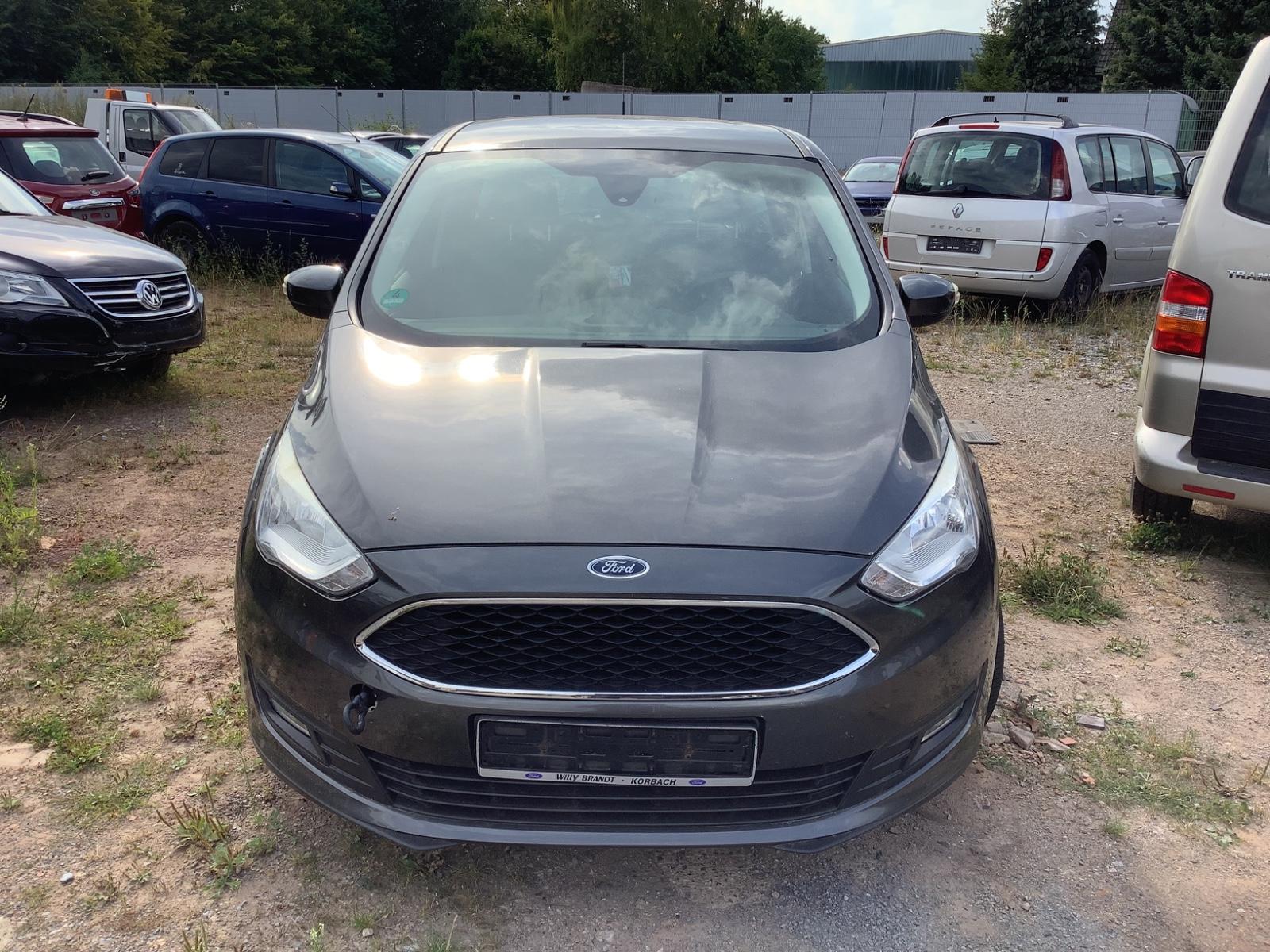 Ford C-Max 1,0 EcoBoost 74kW Titanium