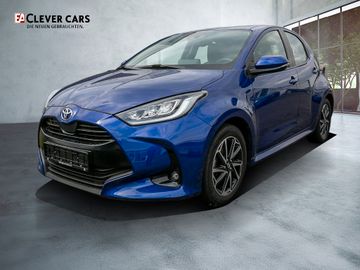 Toyota Yaris 1.5 Team Deutschland Kamera Navi LED